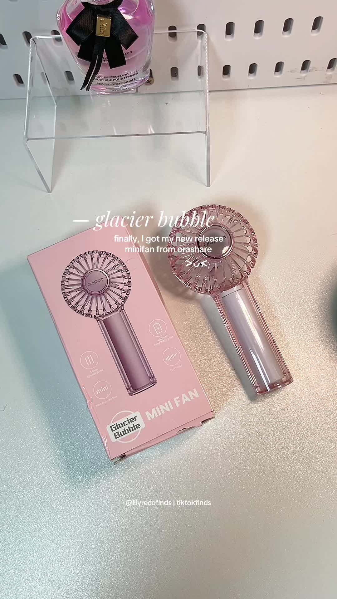 got my new release miniest fan from orashare! 🍒>ᴗ<  #orashare #orashareminifan #minifan #pinkminifan #glacierbubbleminifan #pinkminifan #fyp #portablefan 