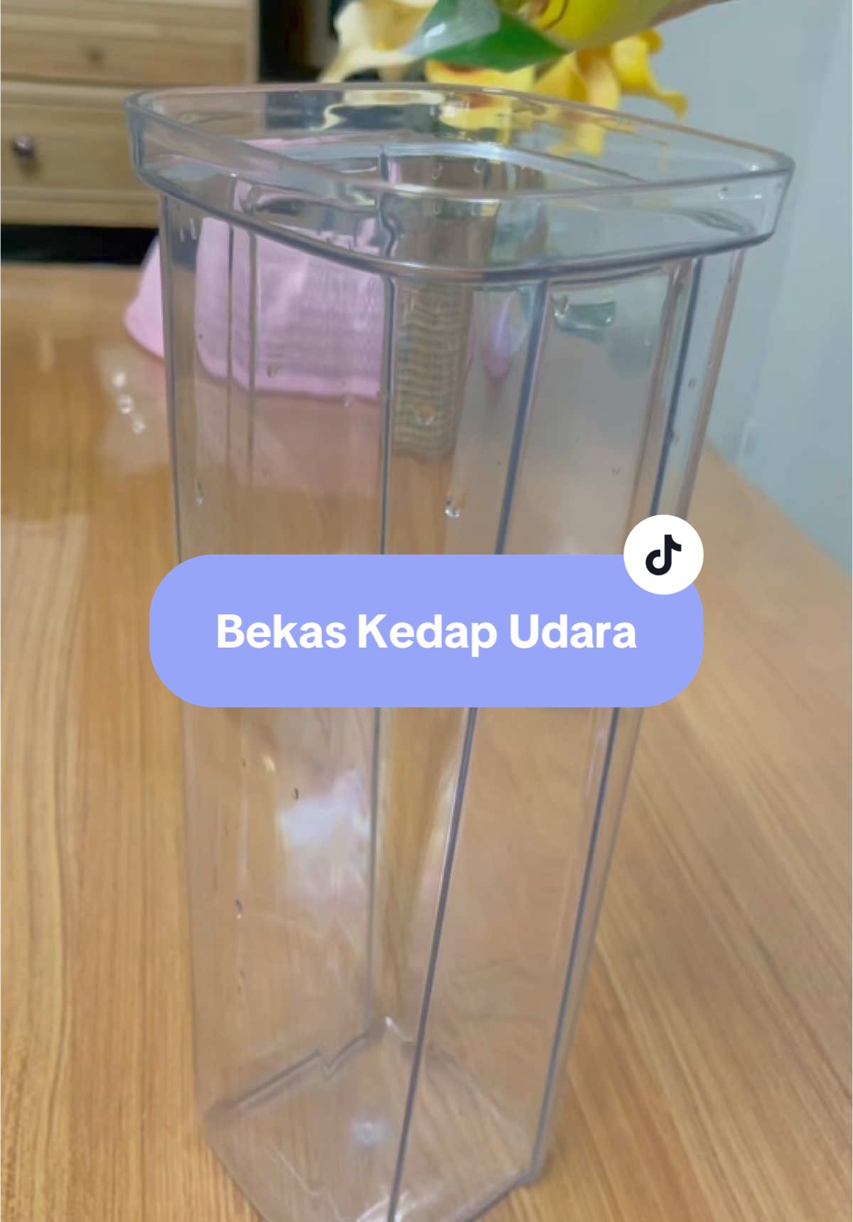 kita grab warna putih sbb warna putih nampak aesthetic gituu.. mmg berbaloi sgt sbb bekas jnis kedap udara..☺️ #bekaskedapudara  #bekaskedapudaraviral  #bekasmurah #fyp #fypシ゚  