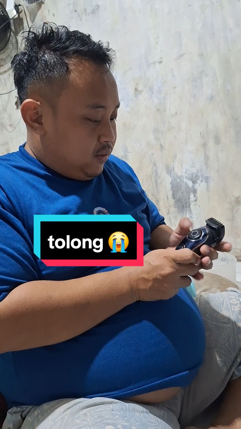 tolongg 😭 pov: iseng cukur sendiri
