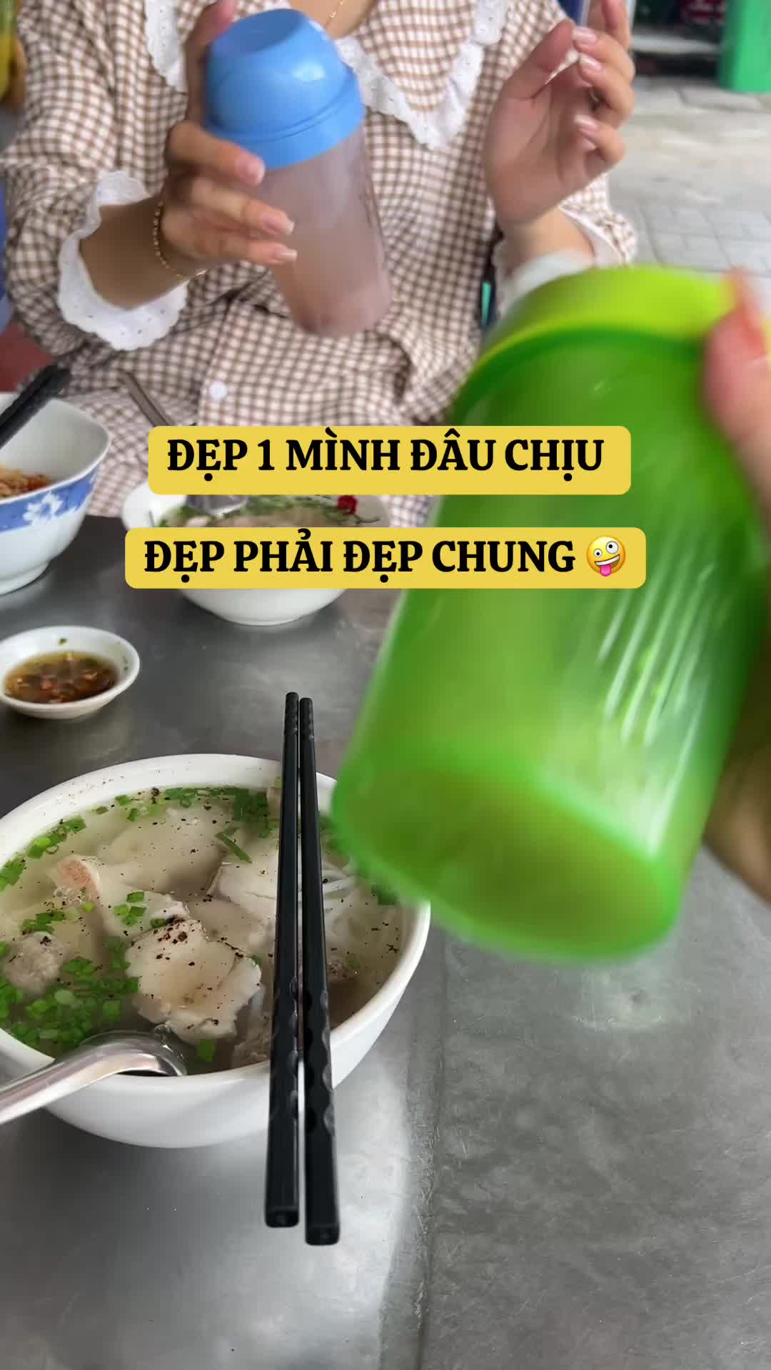 ĐẸP CÒN RỦ RÊ ĐẸP CHUNG #xuhuongtiktok #trending #viral #botgaolutnhuychinhhang #tramnguyengaoluc 