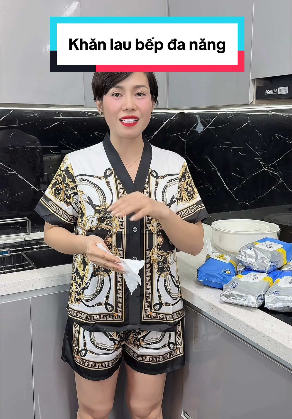 Khăn lau bếp đa năng #khanlaubepdanang #xuhuong #cindythuytichcuc #cindythuy #review #giadung #tiktokshop #muasamtaitiktokshop