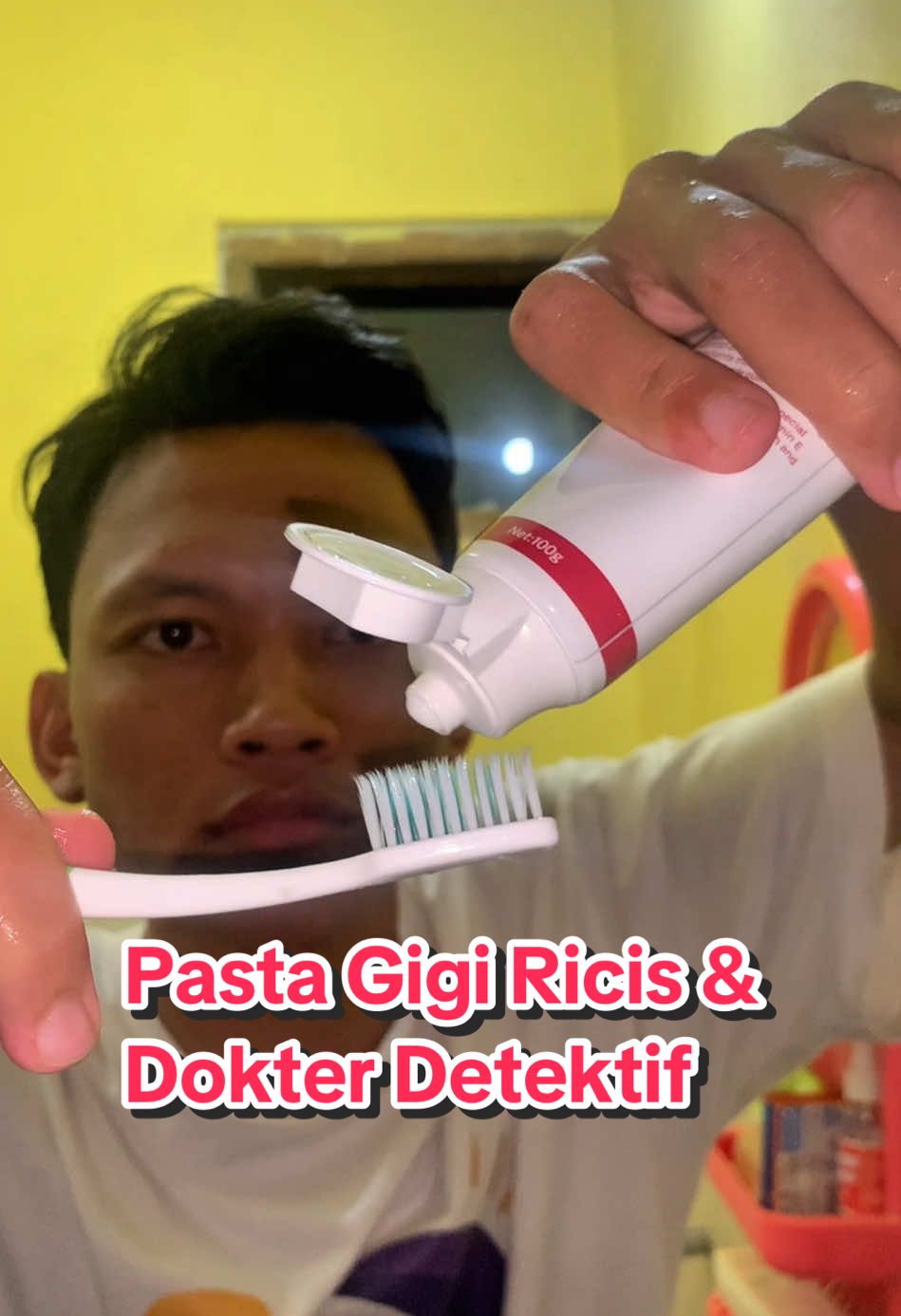 Pasta gigi pilihan Ria Ricis dan Dokter Detektif? Wow, MW-3 dari Metoo #metooofficial ini layak kalian cobain sekarang! Karena rasanya beda banget sama pasta gigi tetangga. #pastagigi #metoosmile #riaricis #doktif #doktifapproved #dokterdetektif #sikatgigi #kesehatangigi #gigisehat #gigiputih 