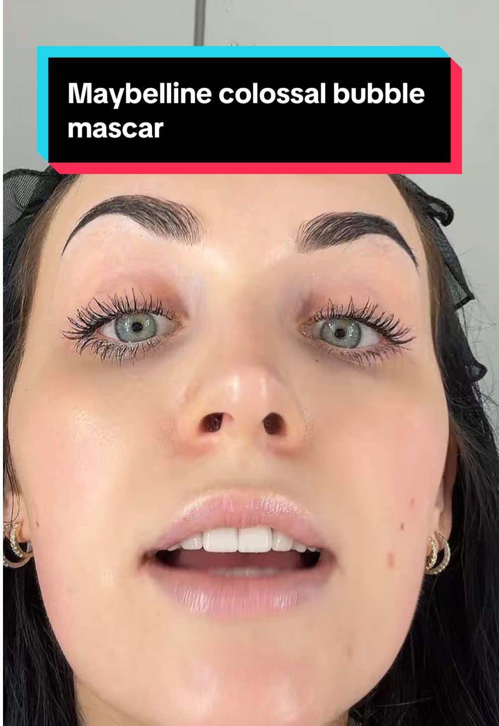 Replying to @NurseAngelaCarmella🩺 this is the new colossal bubble mascara by Maybelline and it does use bubble technology #mascarahacks #mascarareview #mascaratutorial #eyelashes #maybelline 