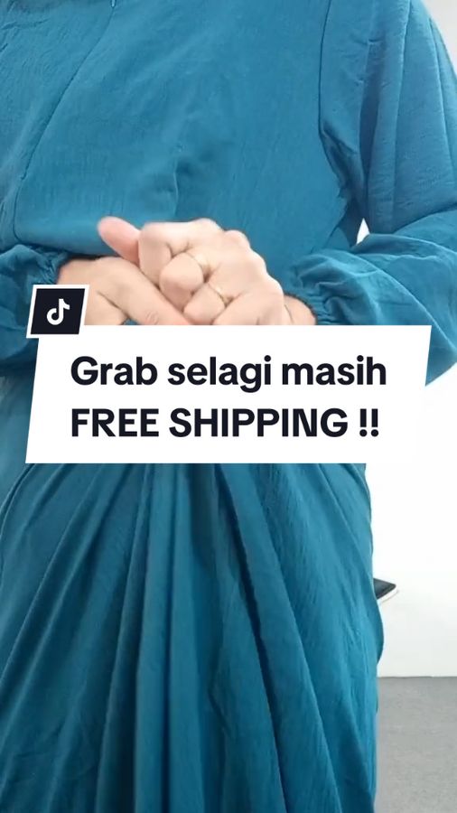 Grab selagi masih FREE SHIPPING 🥳!! Harga pun mesra dompet bestie 🥰!! #jubah #jubahmurah #jubahwanita #jubahironless 