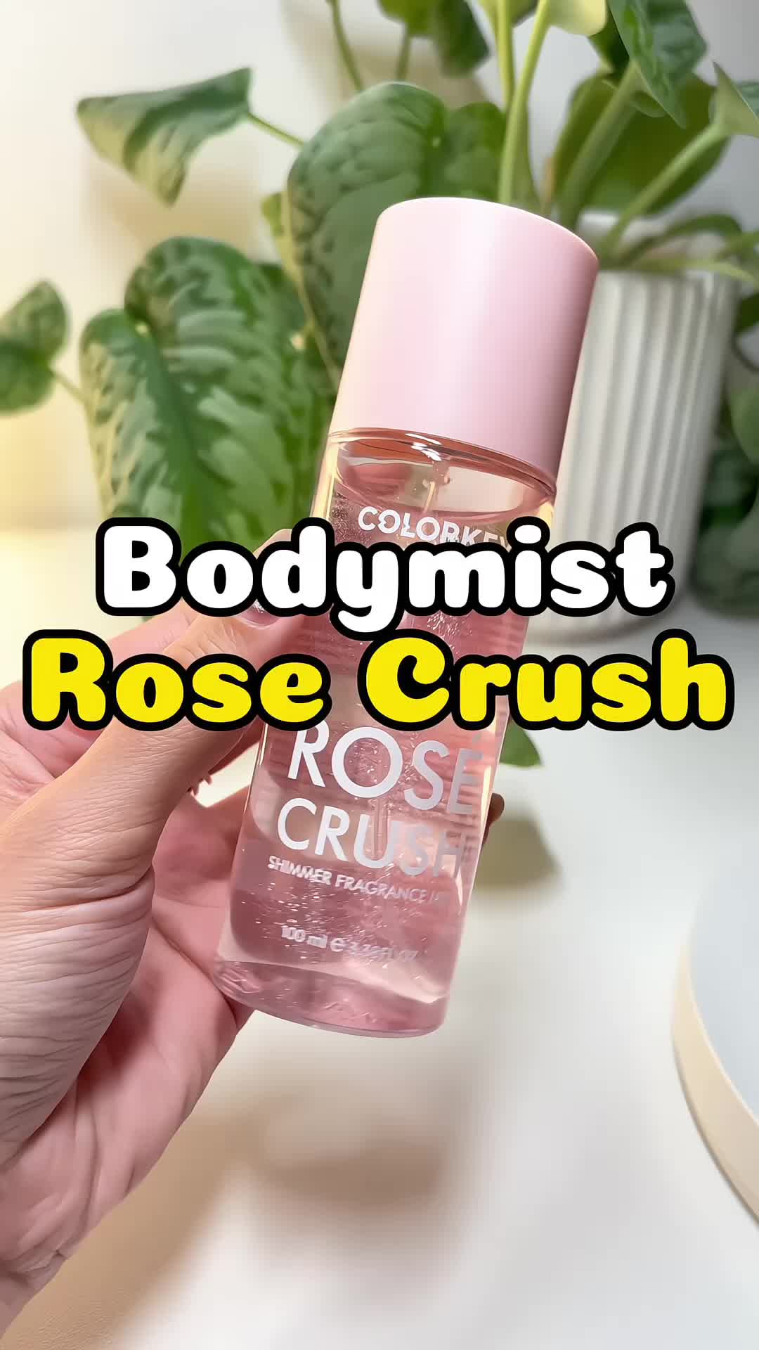 Thơm dịu, tiểu thư lắm luôn mà có nhũ bắt sáng nữa nha #colorkeyrosé #rosecrush #bodymist #bodymistrosecrush #thomtho #annieriviu 