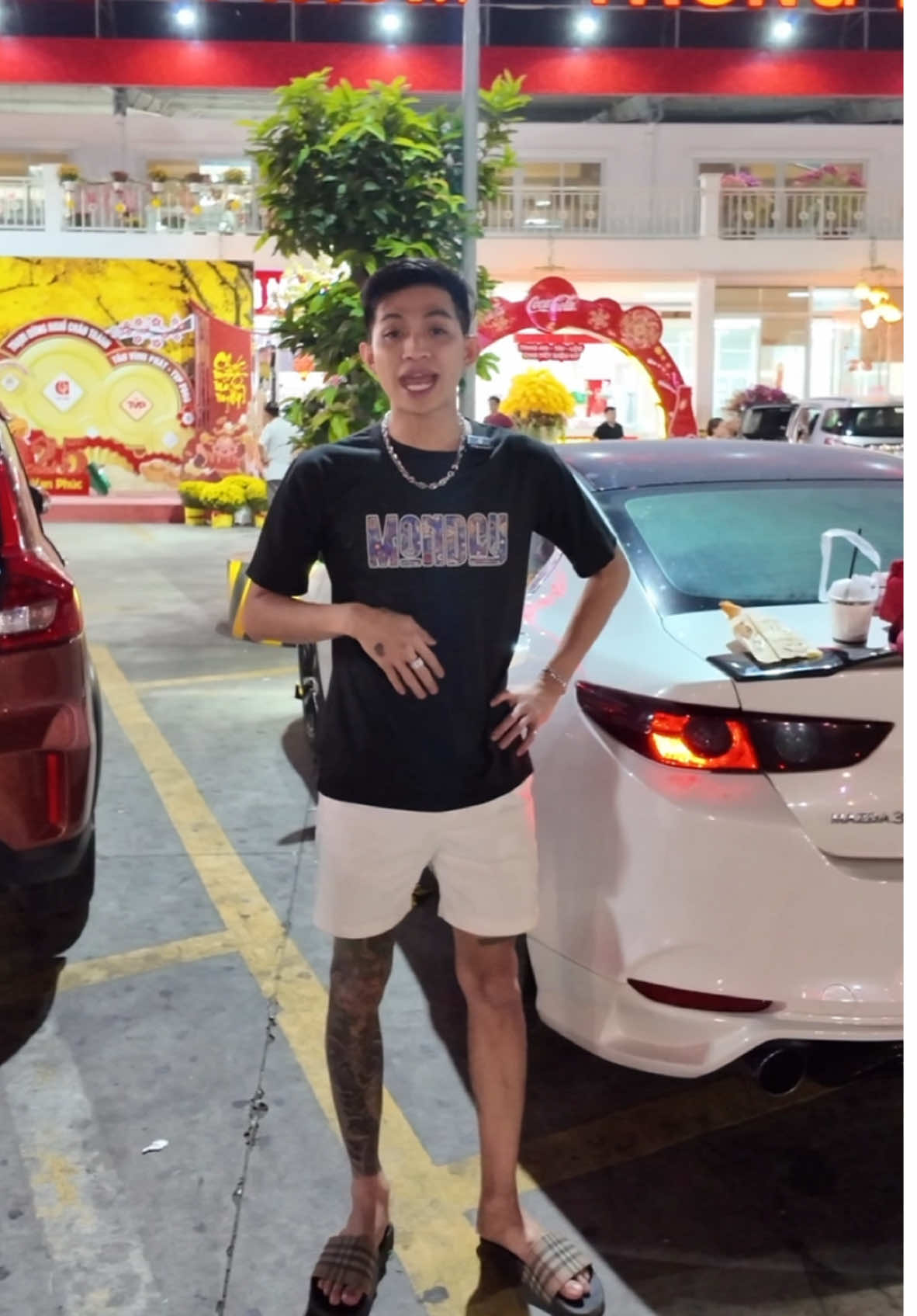 Đi lên là không có kẹt luôn ae
