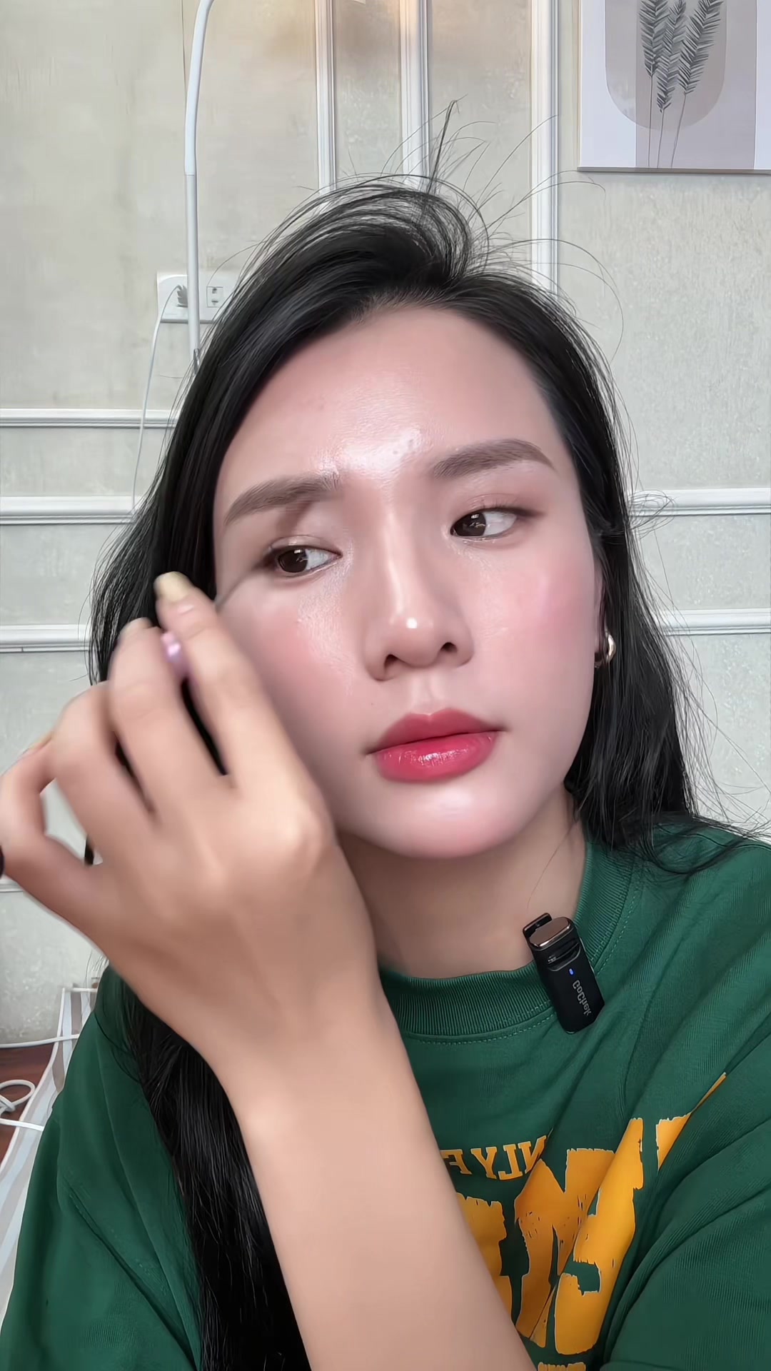 Không thể thiếu khi ra đường #chuotmay #review  #makeup #viral  -#trend 