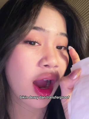 kalian harus tau, kunci make up itu ada di setting spray nya👀💗