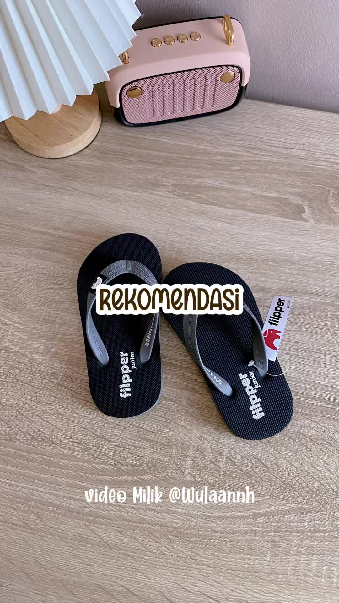 sandal jepit anak gemes amat yaa, biar sama2 gemes yuk chekout d keranjang aku 😍 #sandaljepitanak #sandaljepit #sandal #sandalanak 