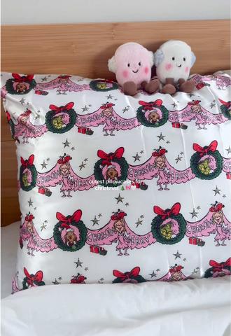 Cutest grinch pillowcases omg I love Cindy Lou who #grinch#grinchmas#cindylouwho#christmastiktok#tiktokshopblackfriday @Kitsch LLC  