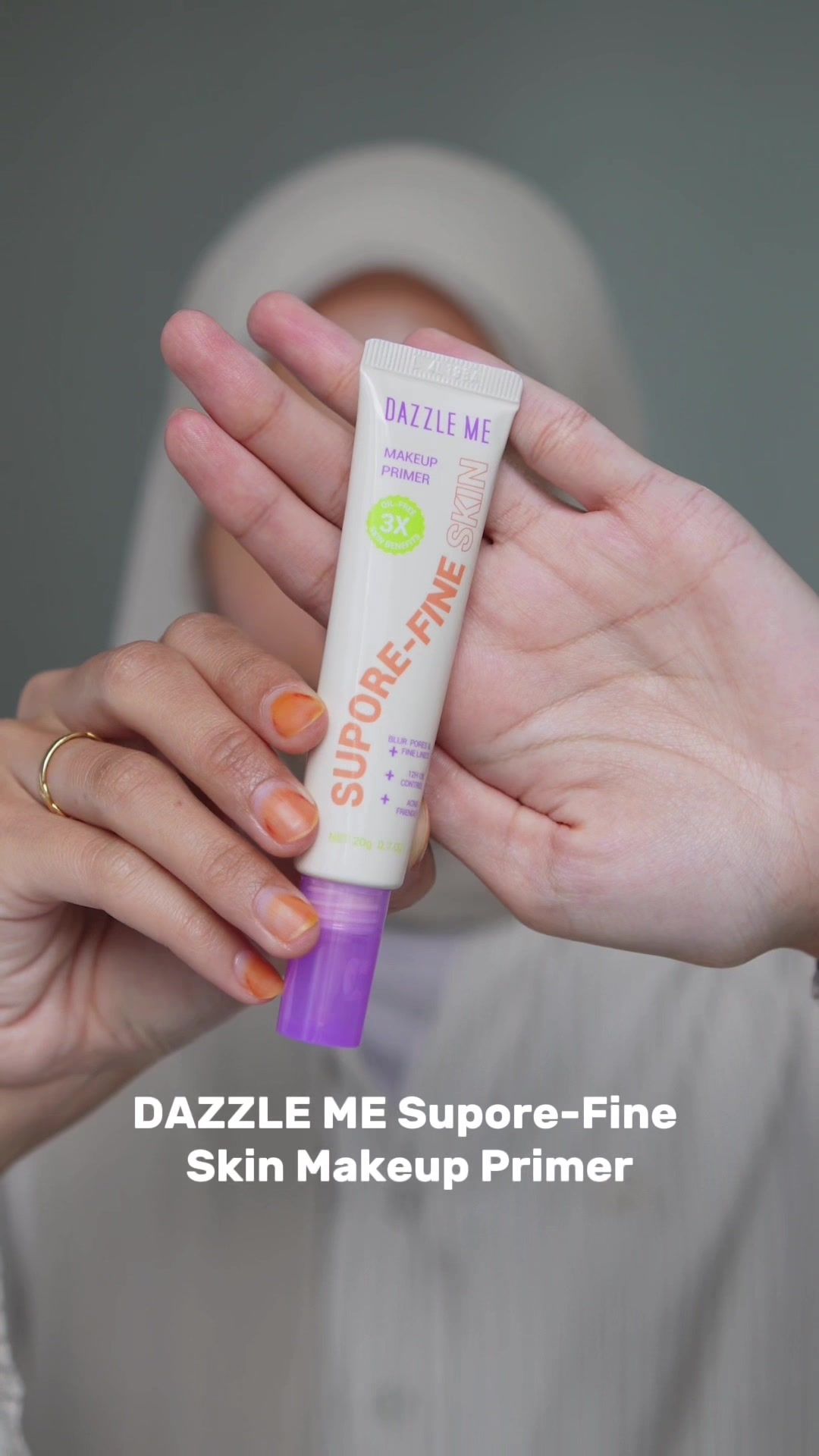 The perfect primer for a flawless matte makeup look! It smooths your skin while keeping your makeup in place 😍 Just look at the final result! absolutely love it! 💜 @DAZZLE ME MALAYSIA  #dazzleme #malaysia #makeup #fyp #primer