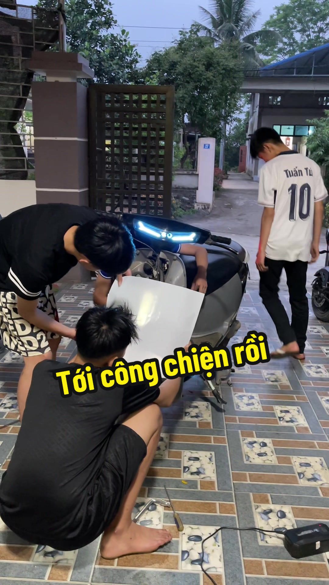 Các nhân tố sửa chữa điện lạnh, ô tô xe máy #Duyenanhdaily #daugoi #daugoidau #suatamnuochoa 