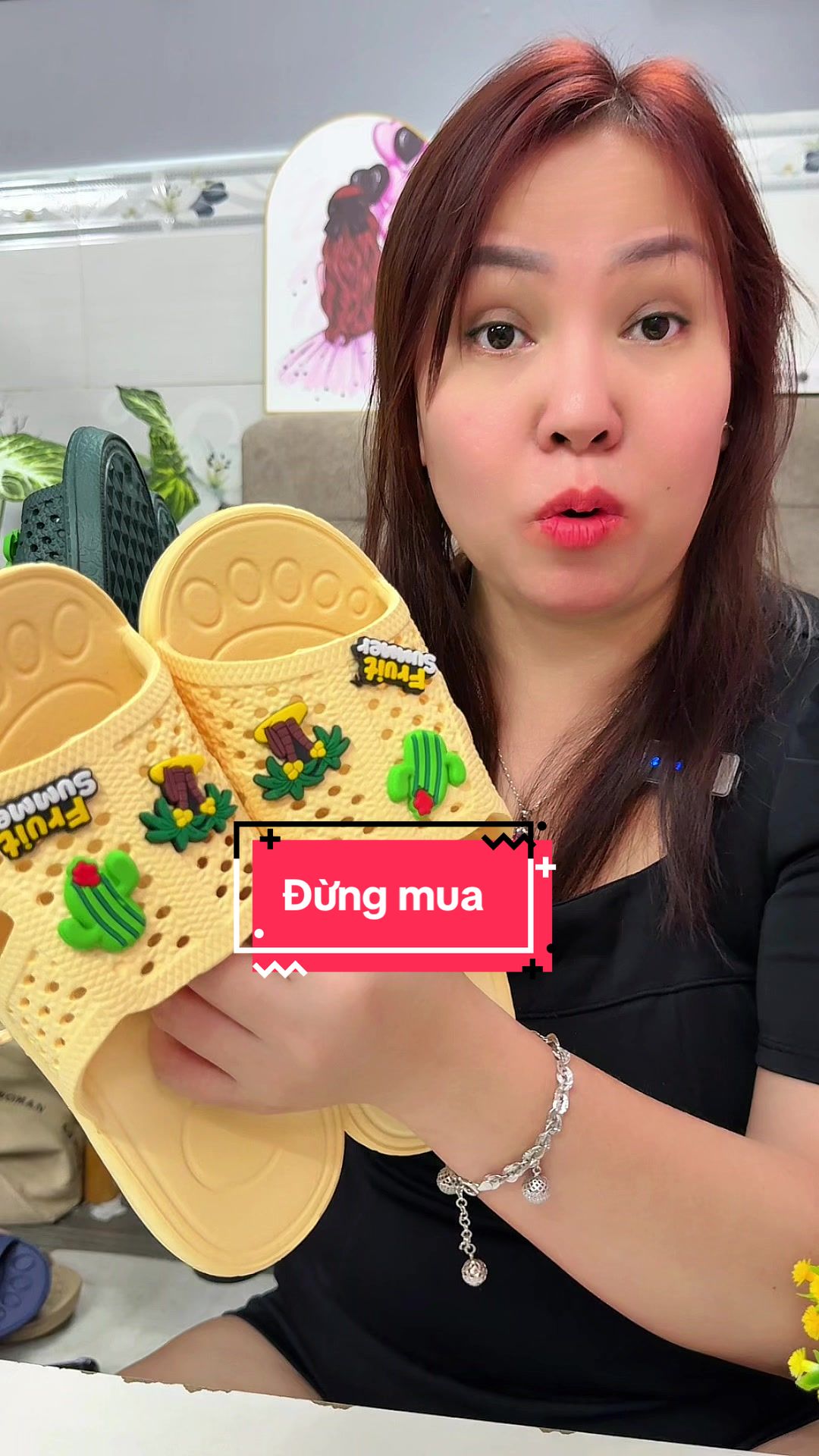Dép tổ ong sale sập sadn #xuhuong #taphoahongha168 #tiktokshop #thinhhanh #deptoong 