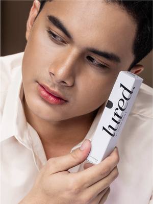 Crafted with 30% oil concentration for up to 12 hours of bold, unforgettable scent 😍 Smell incredible from day to night and make them turn heads 😎 #SugarDolls #SugarDollsPH #Lured #luredscentfromabove #affordableperfume 