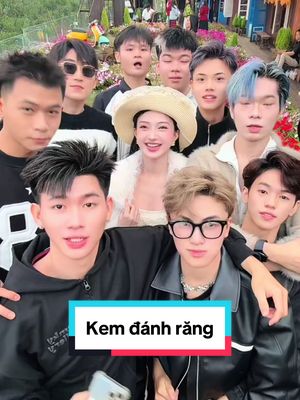 Đợi 1 chuyến đi Đà Nẵng của ai đó :))) @𝓚𝓲𝓶 𝓐𝓷𝓱 🇻🇳 #kanhdau #xuhuong #kingbaby #kemdanhrang