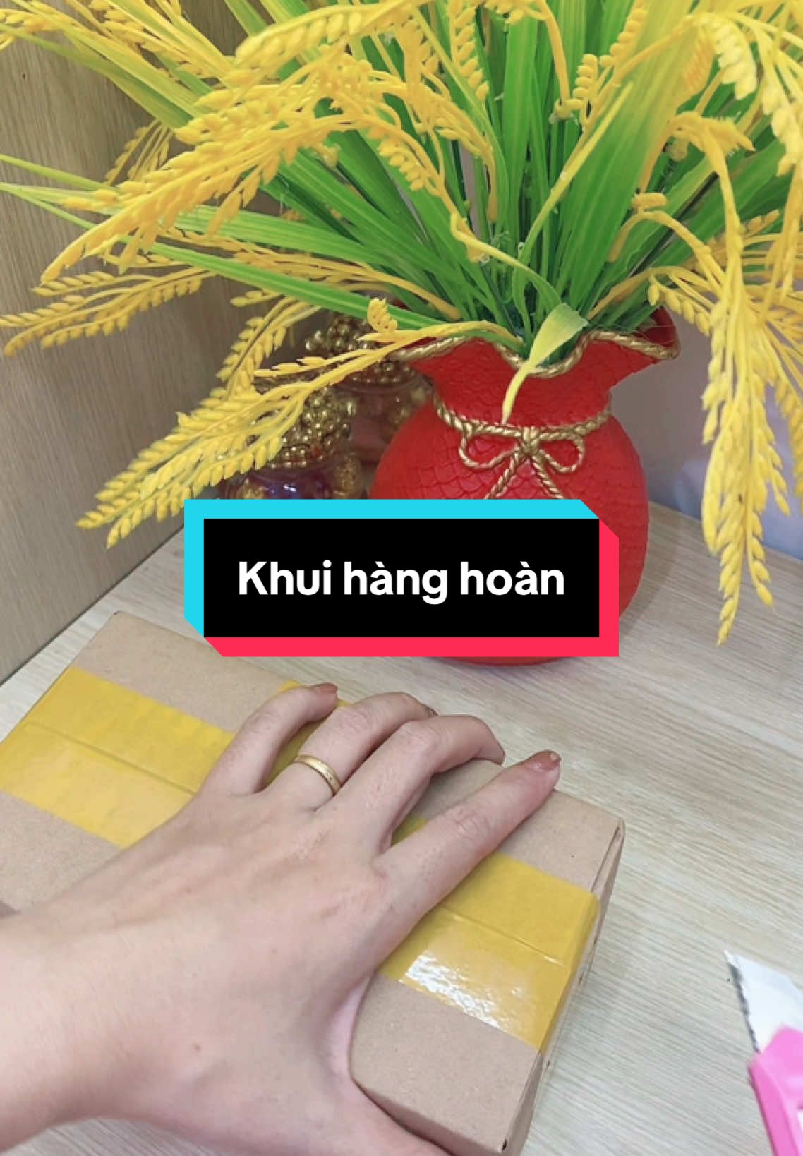 Khui hàng hoàn
