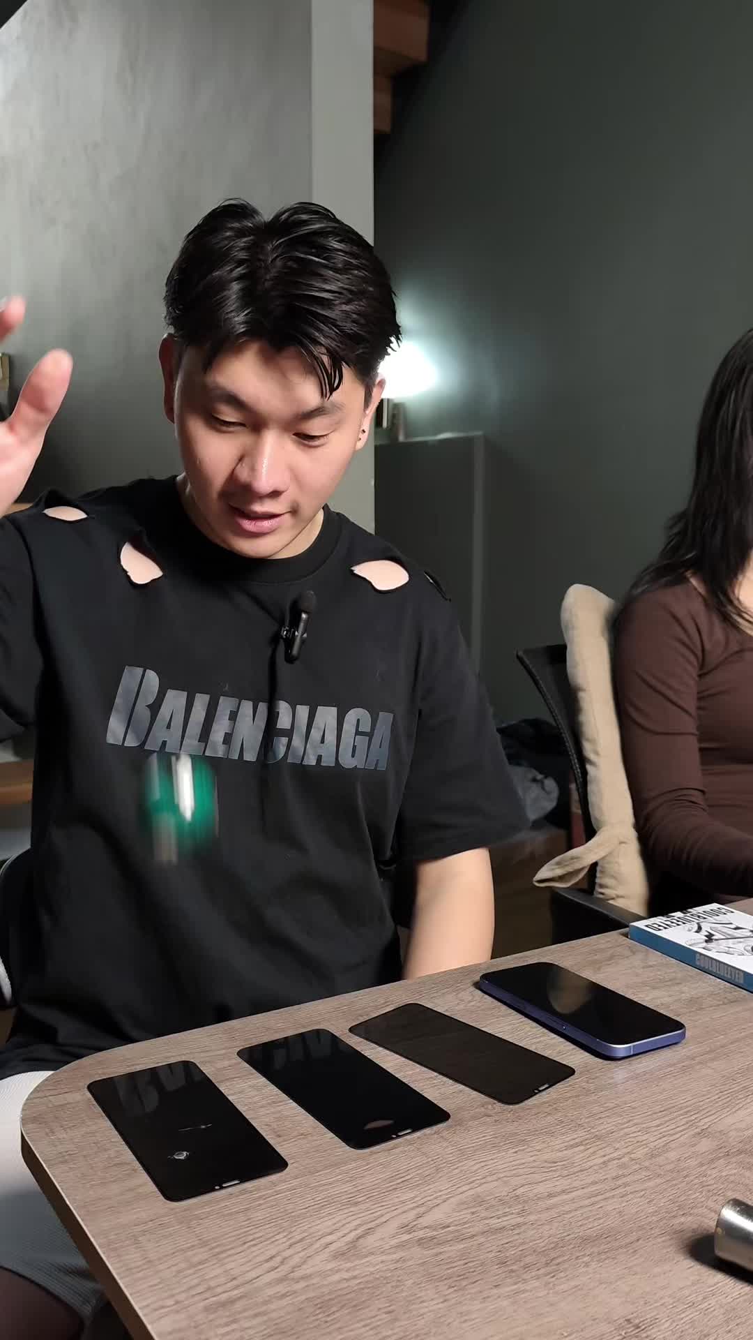 ฟิล์มกระจกมีบล็อกช่วยติดKing Kong #tiktokshop55แบรนด์แท้ลดกระหน่ํา #ป้ายยาgadget #ร้อนนี้ปังแน่ #longervideos #tiktokshopครีเอเตอร์ #ปักตระกร้าเปลี่ยนชีวิต 