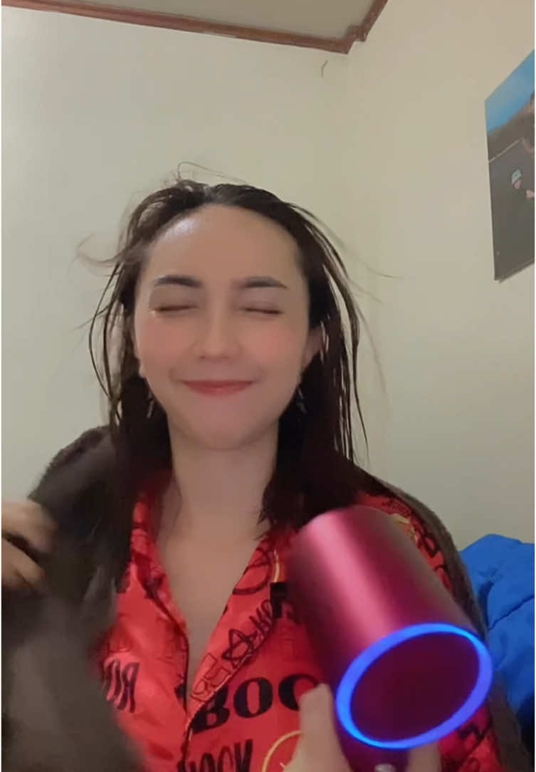 ถ้าบอกว่าชิ้นแรกในชีวิต จะเชื่อมั้ย😱#ไดร์เป่าผมแห้งไว #ของชิ้นแรกในชีวิต #ธรรมชาติสวยงามเสมอ🍃☘️#เทรนด์วันนี้ #น้ำตกในที่ลับ 