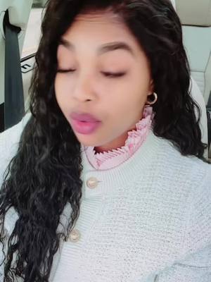 I’m so glad I’m using this 🌷  #uro #uroprobiotic #vitamins #womenshealth #healthyliving 