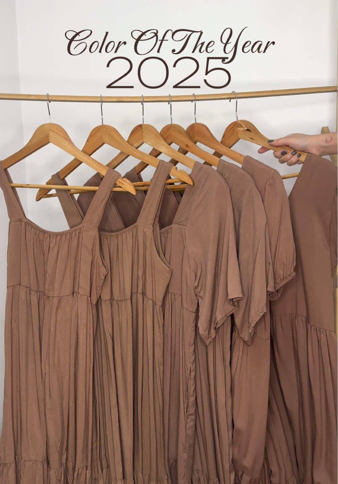 It’s official! 2025’s Color of the year is MOCHA MOUSSE 🤎🐻 Here’s some of our best selling dresses that you should definitely try!  1. Sleeveless Maxi Dress (Khaki) 2. Sleeveless Mercedes/Short Dress (Khaki) 3. Loose Sleeve Maxi Dress (Khaki) 4. Loose Sleeve Short Dress (Khaki) 5. Puff Sleeve Maxi Dress (Mocha) 6. Puff Sleeve Midi Dress (Mocha) #25thshop #fyp #foryoupage #foryou #coloroftheyear2025 #coloroftheyear #newyear #christmas #holiday #holidays #dress #holidayoutfit #shortdress #longdress #classy #elegant #casual #casualoutfits #bestseller #ootd #outfit #neutral #neutralaesthetic #plussize #freesize  