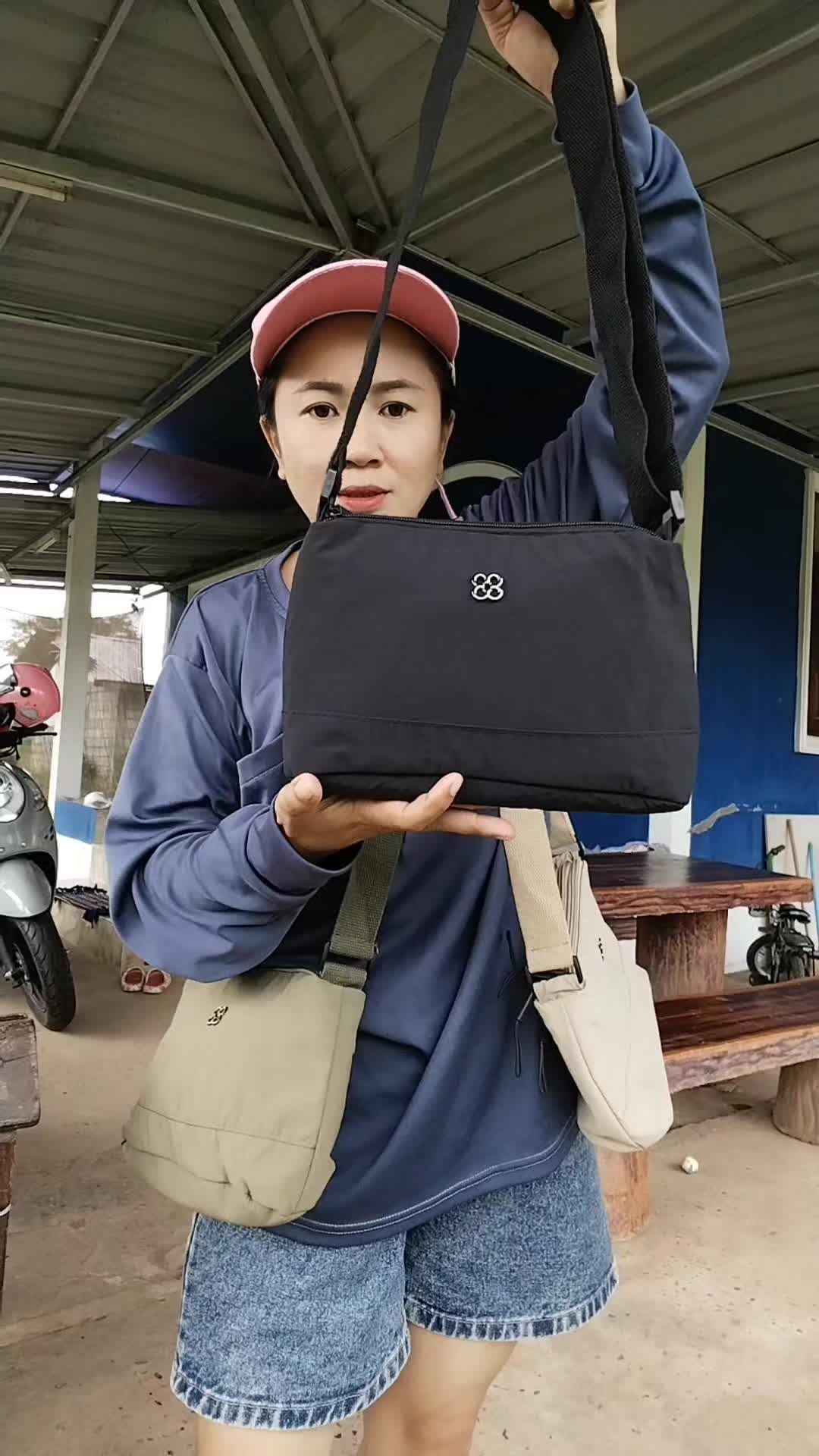 กระเป๋ากันน้ำได้ด้วย#กระเป๋าผู้หญิง #กระเป๋าแฟชั่น #กระเป๋าสะพายข้างผู้หญิง #กระเป๋าสะพาย #กระเป๋า #66สุขสันต์วันช้อป #tiktokshop66สุขสันต์วันช้อป #tiktokshopช้อปกันวันเงินออก #แม่ค้าน้อย 