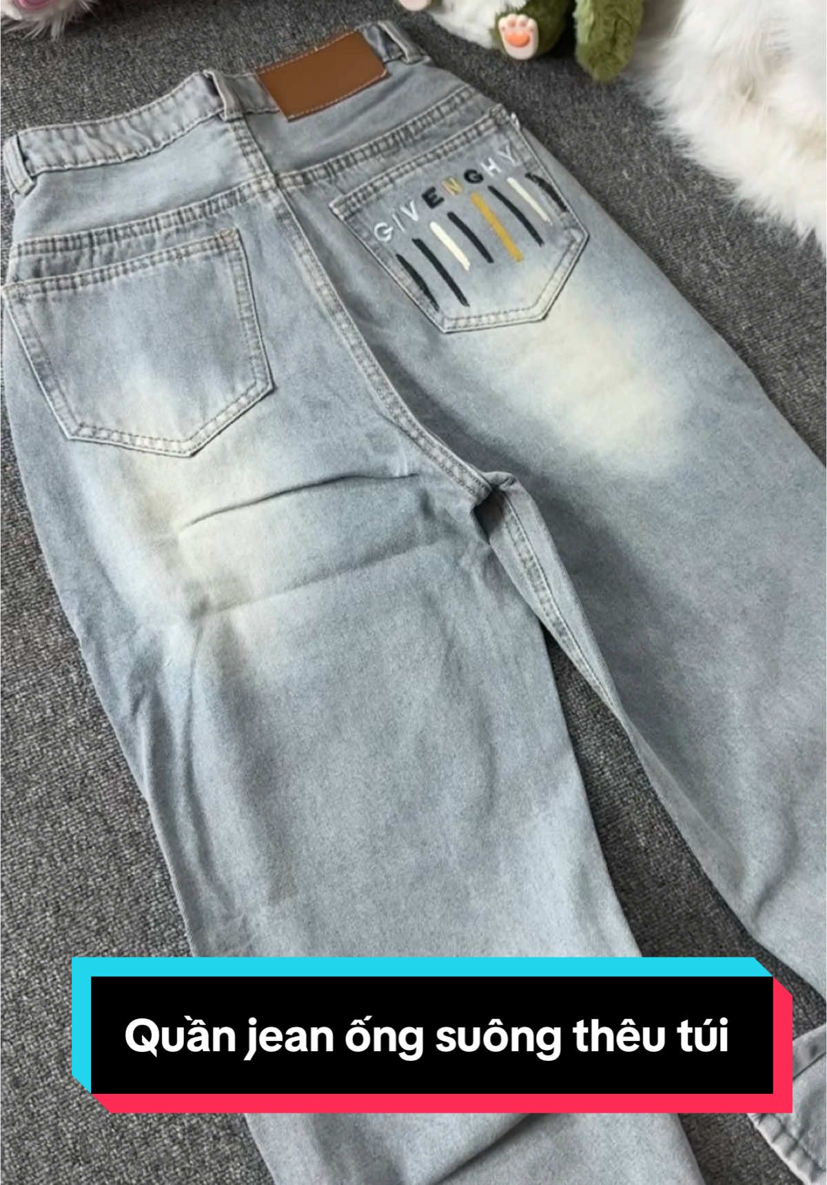 Quần jean ống suông rộng cạp cao , quần suông thêu túi vệt sơn hottrend#quanaohottrend #xuhuongtiktok #quanbo #quanjeannu #thơitrang #hydijean #thinhhanh #zinlyshop #zinly #nhayen #hangmoive #zinly #videothoitrang #thinhhanhtiktok 