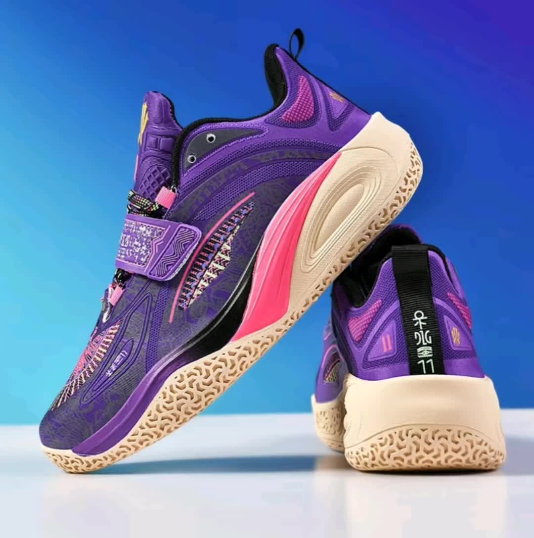 Lalo shoes New No brand  glow 