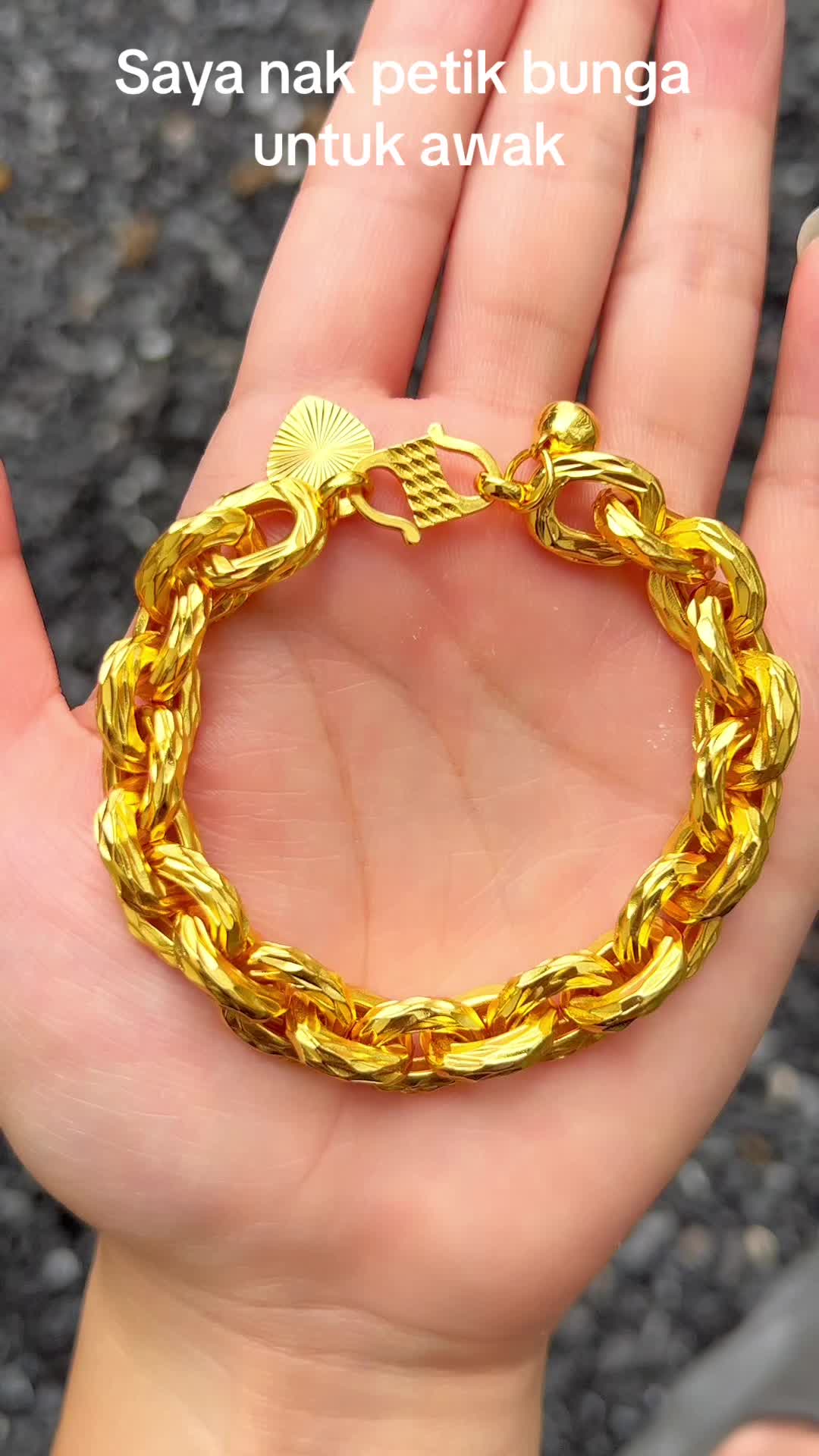Saya nak petik bunga untuk awak#gelang #malaysiatiktok #fouyou #fyp #rantaileher #malaysia 