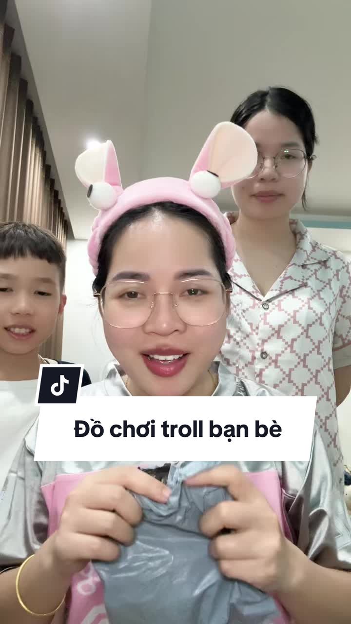 Đặt cái này về troll bạn bè thì rực rỡ đó 😁😁😁 #rungrucro #troll 