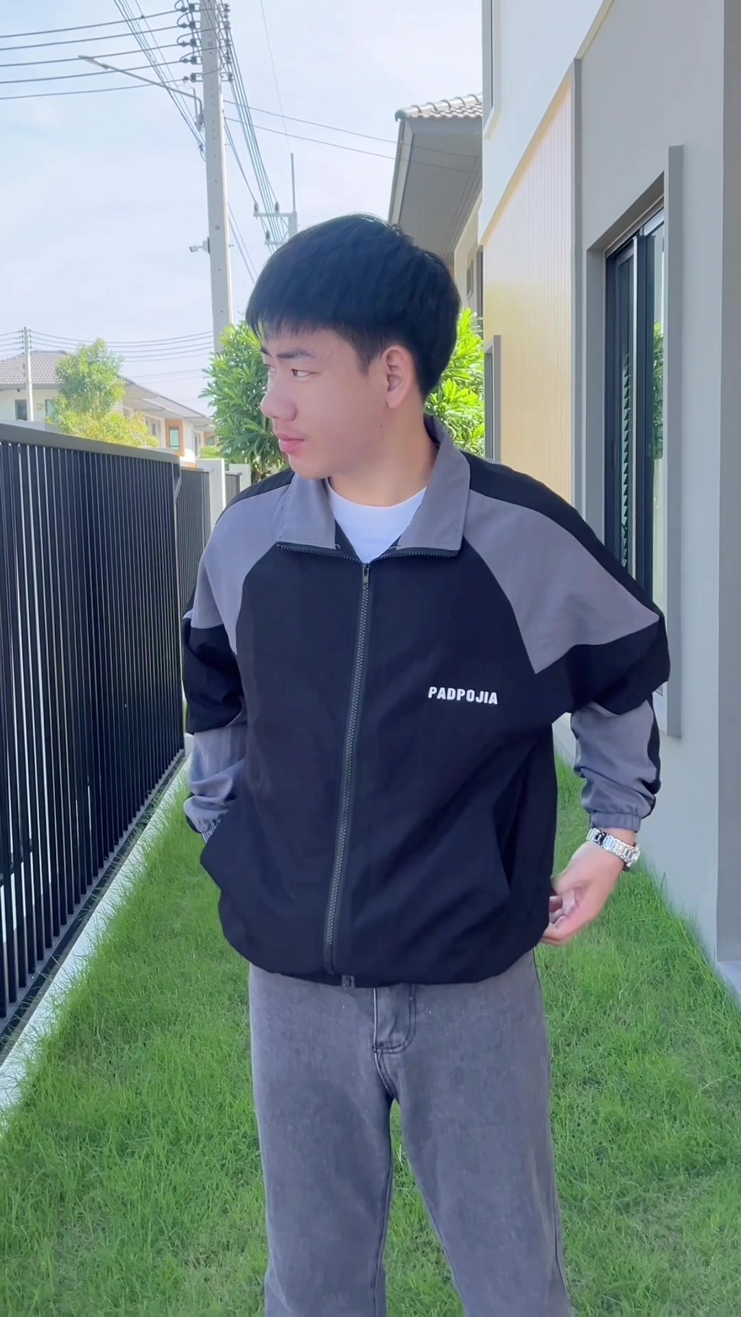 ไม่เจอกันนาน#ลุคการแต่งตัวผู้ชาย #เสื้อแขนยาว #เสื้อกันหนาว #เสื้อแขนยาวผ้าร่มกันแดด #ฟีด #ฟีด 