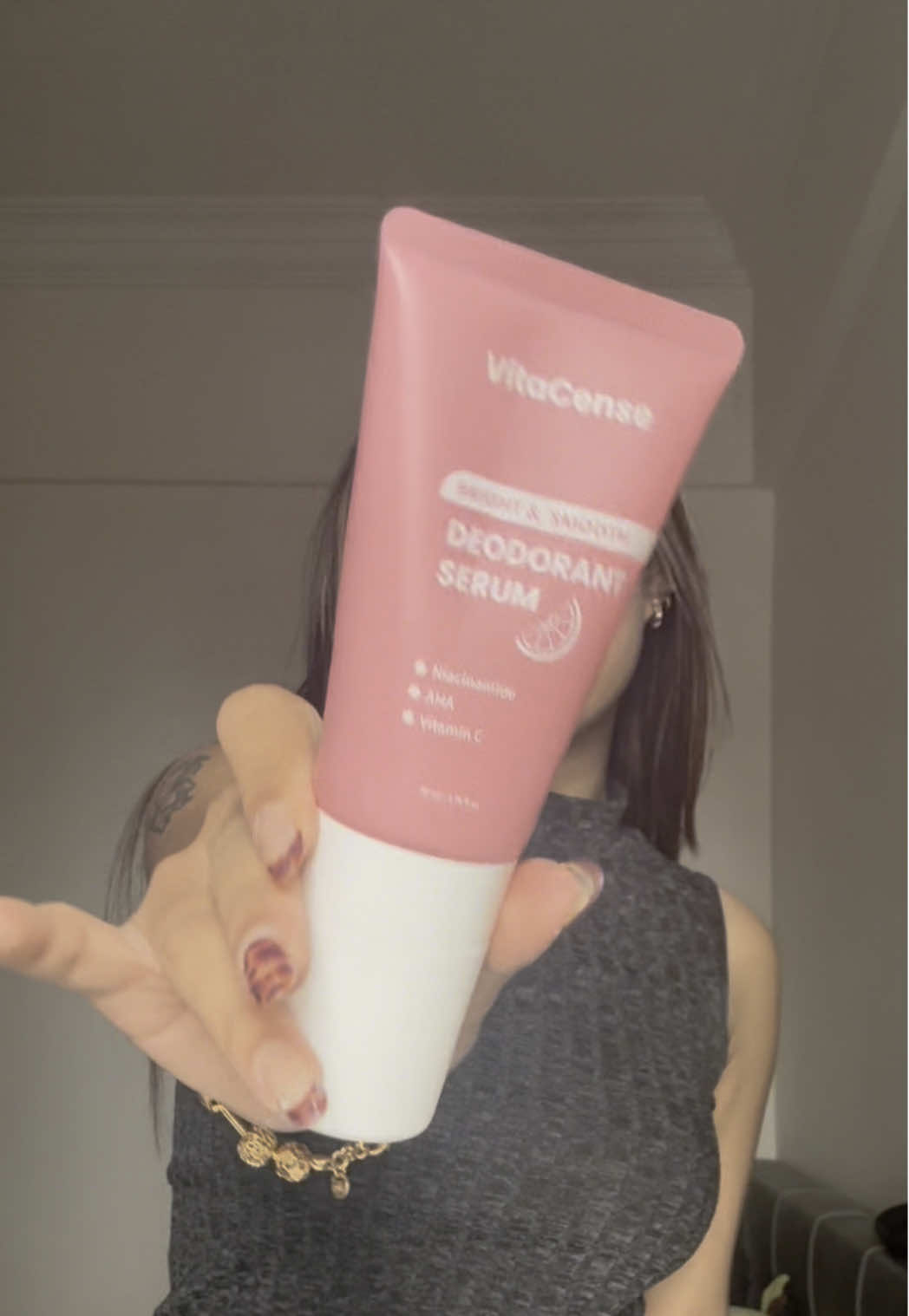 My third bottle yall , my everyday go-to deodorant ! @VitaCense Malaysia #vitacensemy #vitaminc #niacinamide #deodorant #ketiakputih #fypシ゚ 