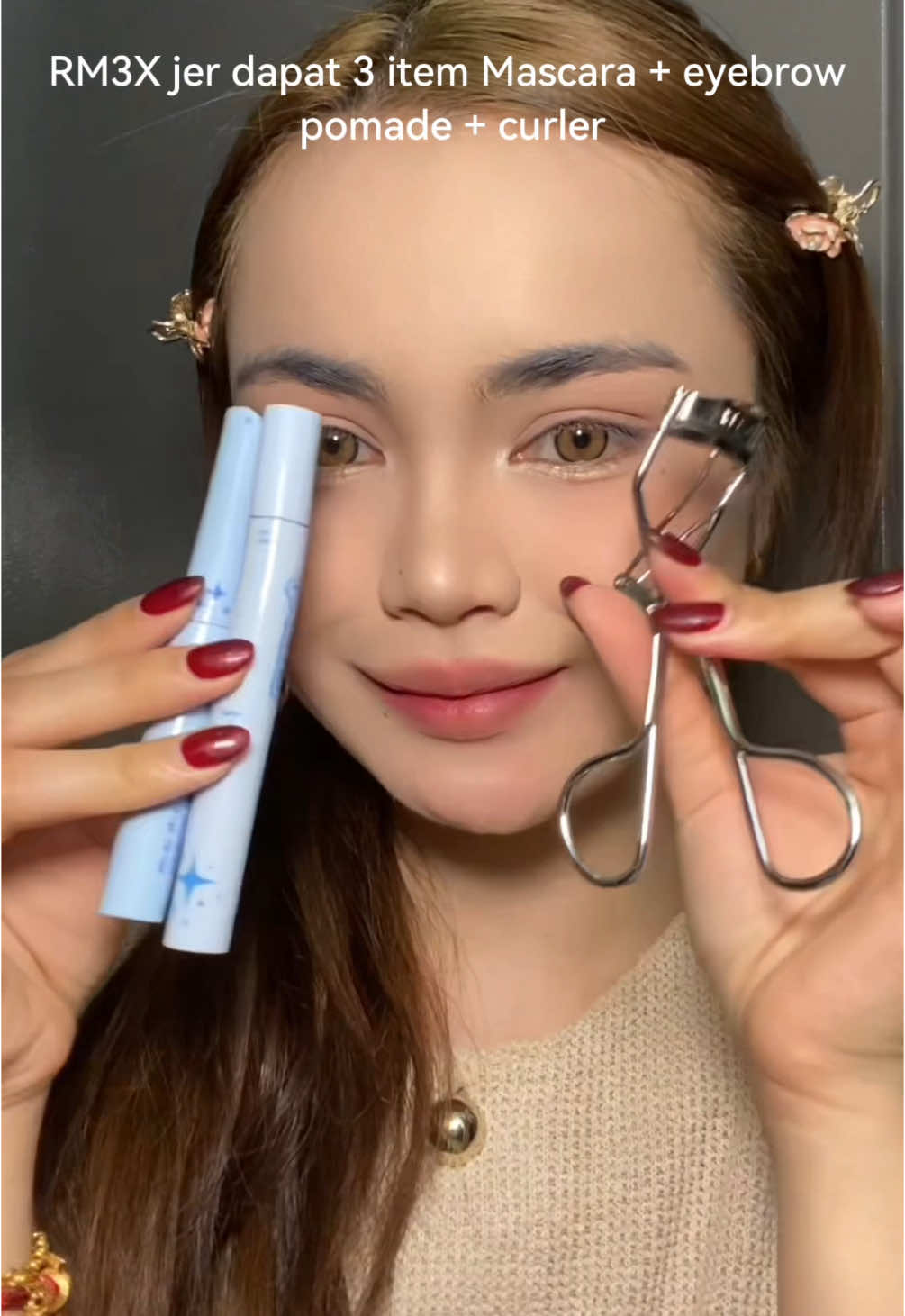 tutorial set mascara+eyebrow sekali dapat curler and extra tips boleh pakai as eyeliner 😘 #focalluremy #focallure #focallurebeauty #makeupsetmurah #focalluremascara #eyebrowpomade #tutorial #fyp #foryou 