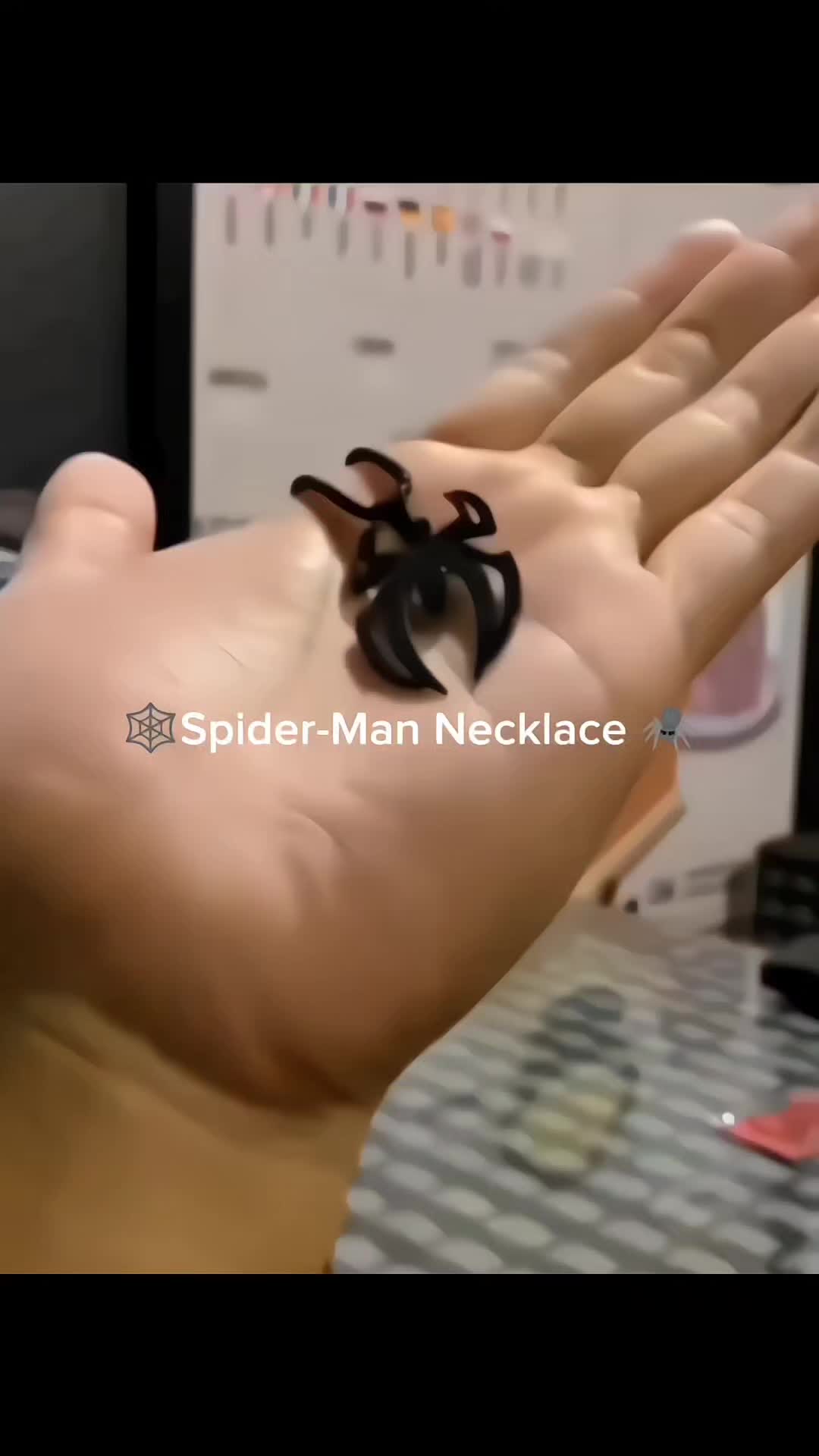 #kalung #necklace #kalungrantai #kalungliontin #kalungspiderman #spiderman #spiderverse #fyp  #spidermanfarrfromhome #foryou #foryoupageofficiall  #spidermanmilesmorales  #spidermannowayhome 