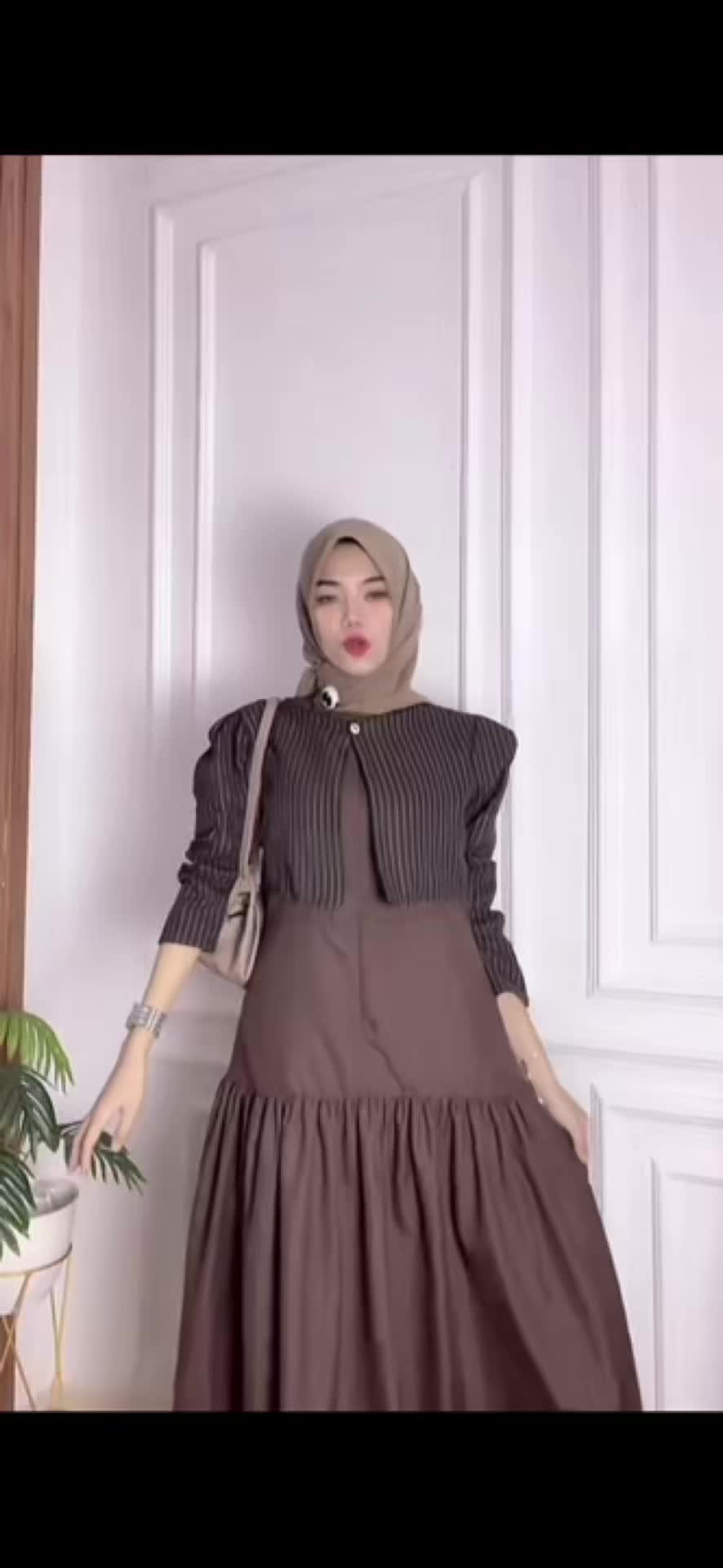 #tiktokshopcomeback #ootdfashion #umkmindonesia #onesetgamis #setelandress #setelandressmuslim #dressgamis #dressgamiswanita #dressblazer #dresshijab 