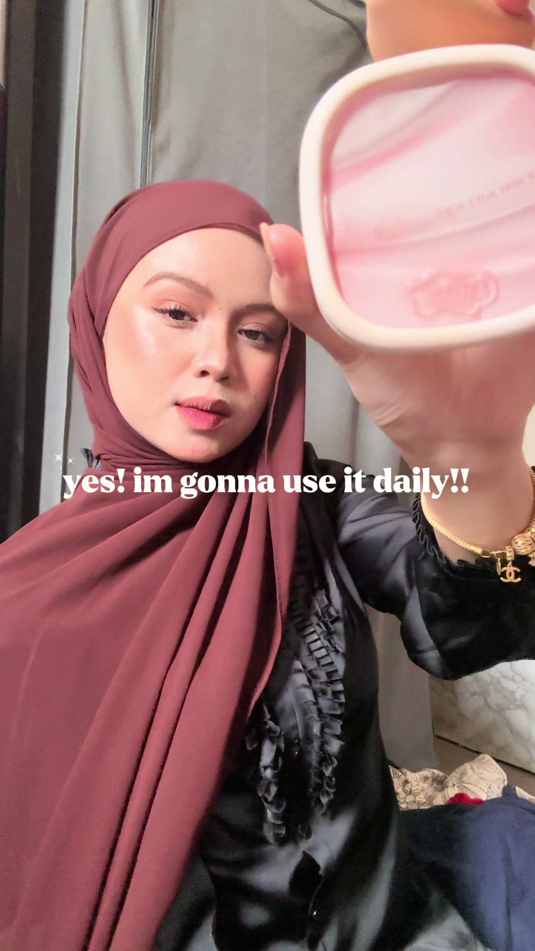 GRWM with EXWICH Cushion Foundation , Yes dear Another Day Another Racun Cushion , Patutlah cushion ni viral sebab memang lurve rama ja yang lambat nak try cushion exwich ni rupanya memang lawoo, kalini rama pulak yang racun korang @Exwich_MY #exwichcushion #exwichmalaysia #cushionfoundation #fyp #exwichcushionviral 