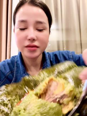 Mời các chị ăn bánh trưng#lyxuanlycuocsonghangngay #lyxuanly1984mukbang @ly xuân ly cuộc sống hàng ngày 
