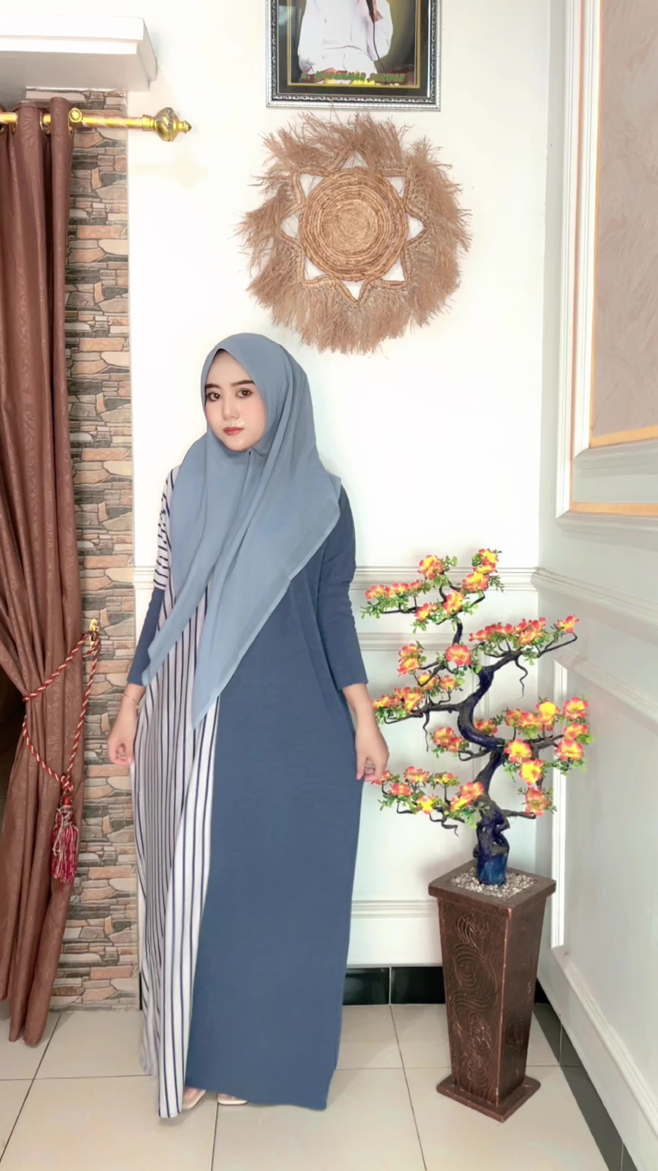 Outfid kekinian untuk bukber nanti 💙💙 #dressknit #knitpremium #dresswanita #dressknitpremium #gamisknit 