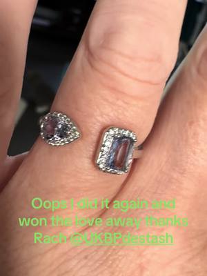 New ring day 💍😉 #foryoupage❤️❤️😍😍🥰🥰 #foryoupagе #fypシ゚viral #fyp #bpjewelryreveals #bprings #bombpartyjewelry #bombparty #bombpartydestash 
