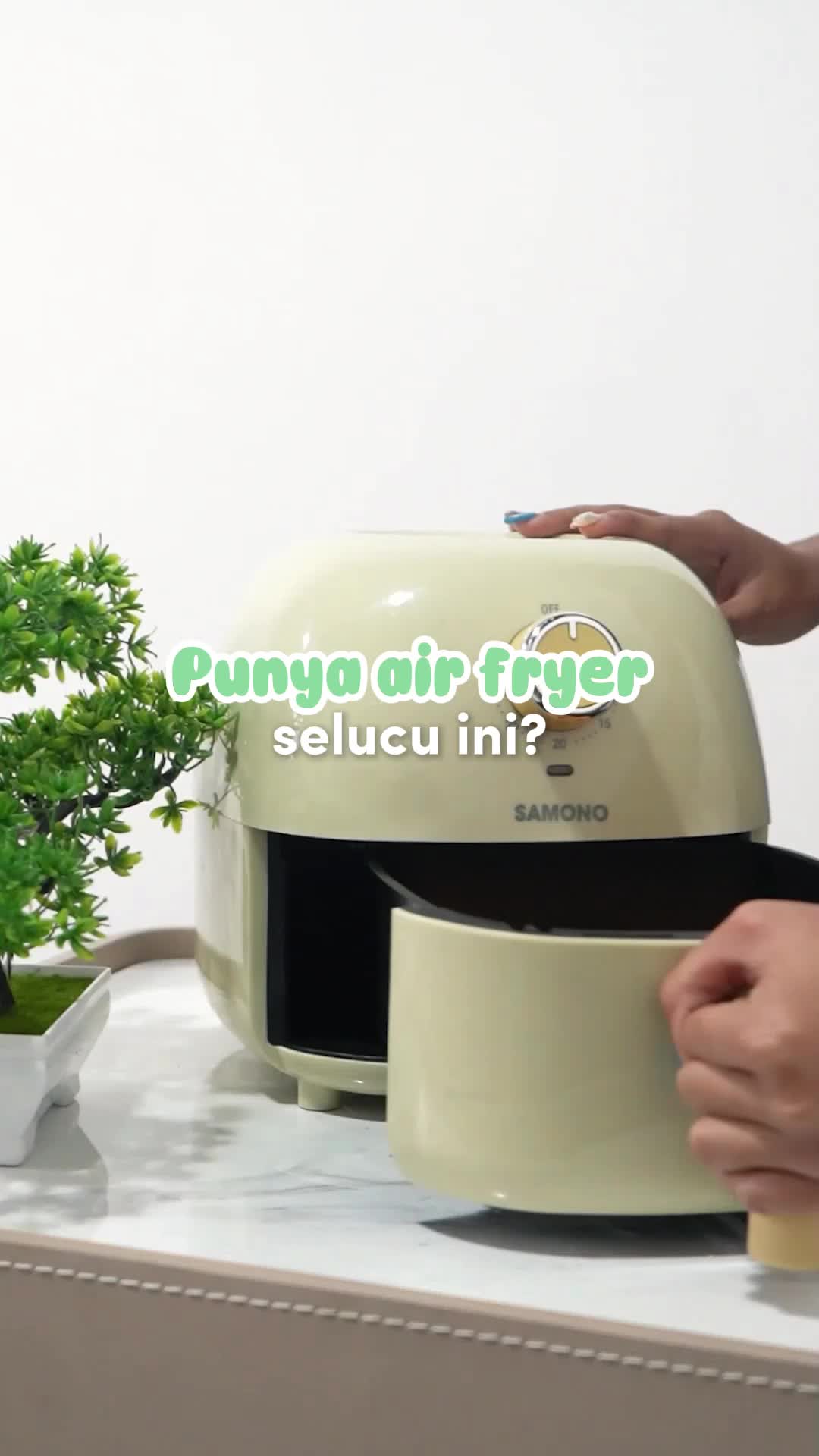 🔥 Air Fryer mungil, manfaat maksimal! Kenalin Samono Air Fryer 24L – solusi buat kamu yang mau masak sehat & praktis: ✔️ Pemanasan cepat – gak perlu nunggu lama ✔️ Ada timer – tinggalin pun aman ✔️ Auto berhenti saat dibuka, lanjut kerja saat ditutup lagi ✔️ Pegangan anti panas – makin aman saat masak Multifungsi, hemat daya, dan pastinya anti ribet! Langsung klik keranjang kuning sebelum kehabisan ya 🛒✨ #SAMONOINYOURLIFE #SAMONOSUPERBRANDS #samono #airfryer #racuntiktok #fyp #airfryer24L #alatdapur #masaksehat #tanpaminyak