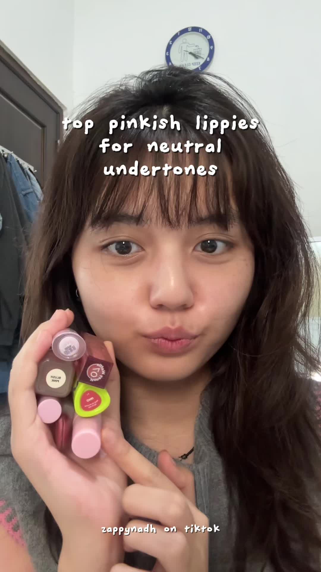 my top pinkish lippies for neutral undertones!! which one is ur favsss?☝🏻🤩💖 ga pucet sm sekali bisa dipake sendiri atay jd base ombre yaa, semua ada di keranjang kuning mana tau mau check out~