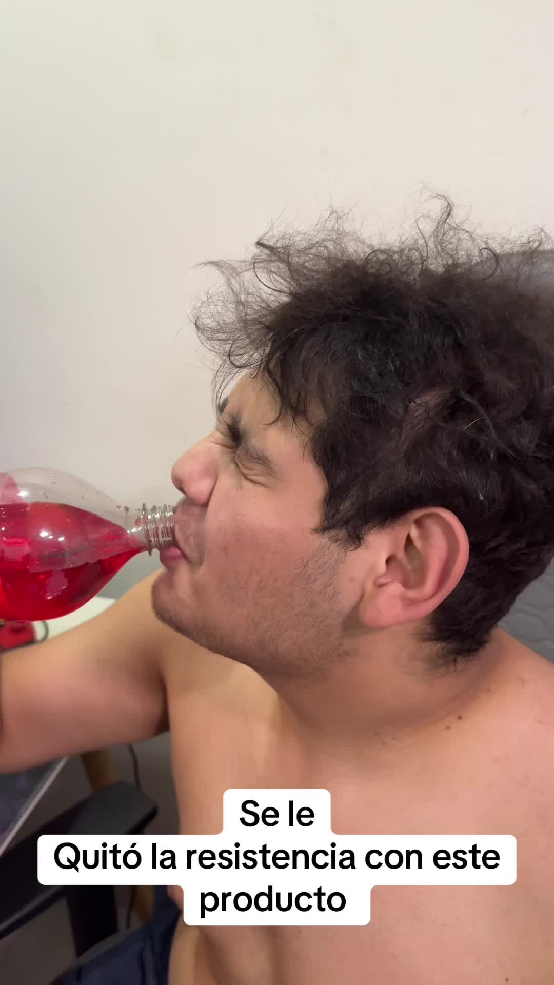 Se le quitó todo lo negro del cuello, gracias a esta crema de TikTok #gym #soyeleviercaro #elchicodeluber #tiktokshop 