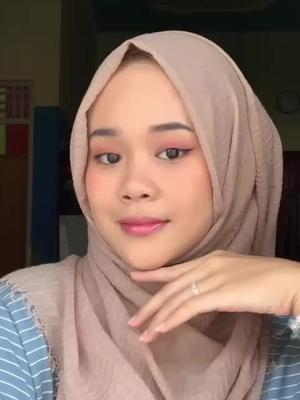 makeup simple buat daily with khalinda nih beauty✨ #khalinda #khalindacosmetics #fyp #fypシ゚viral #xyzbca #xyxbca #bpom #makeup #lipstick #blushon #lipgloss #jakarta 