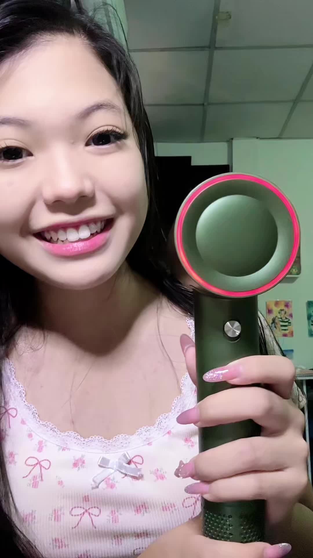 ชีวิตสาวผมยาวสะดวกขึ้นจริง  #fyp #fypシ #ชมพู #chappy9940 #พี่แชพน้องชมพู #ฟีดดดシ💗 #ไดร์เป่าผม #ไดร์ผม #yoole