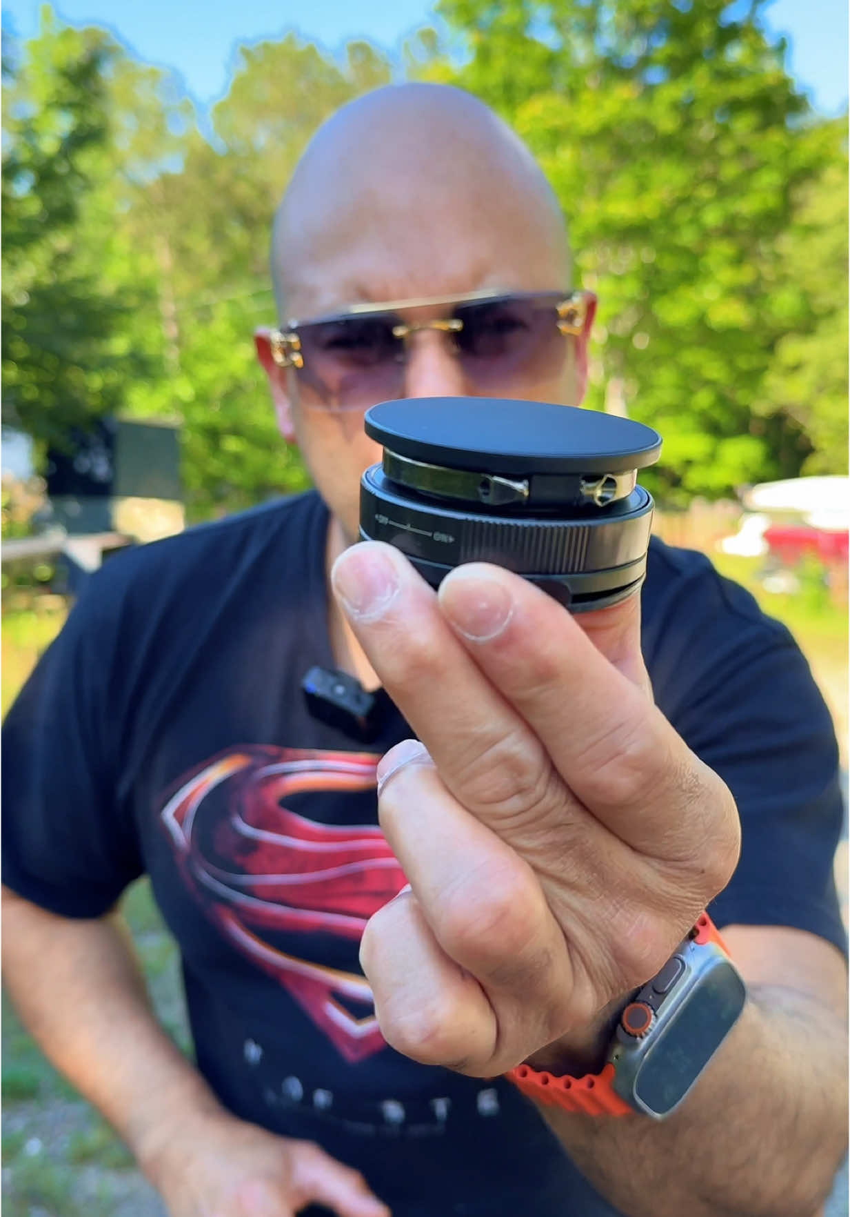 Soporte magnético viral para teléfono ¡no te lo pierdas! #suctionphonemount #tripod #suctionphoneholder #magsafe #magnetic #phonehacks #tiktokshopspringsale #magneticphonemount #magneticphoneholder  #carphoneholder #carphonemount #phonemount #phoneholder #caraccessories #mobilemount #TikTokShopSpringGlowUp #rotatingholder #techtok #usa_tiktok