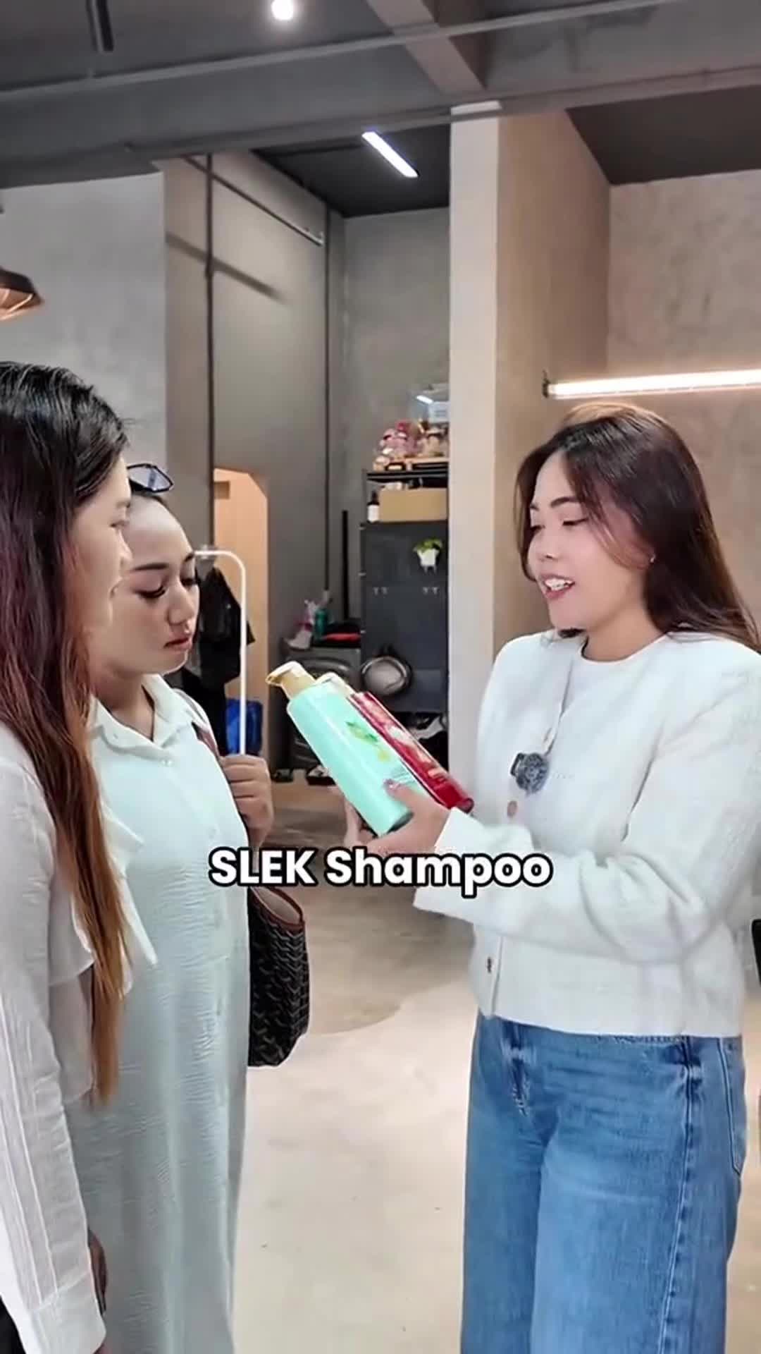 Rakan kongsi Slek.#slek #shampoo #tiktok #fyppppppppppppppppppppppp 