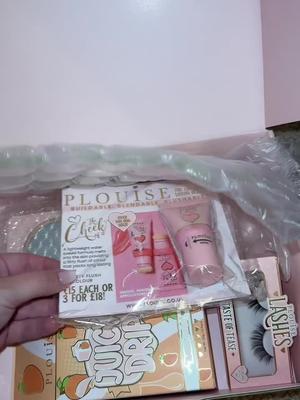 plouise freebie for september! one per household, until stock lasts! claim your freebie now!!😍🫶🏻 #plouise #plouisemakeup #plouise_makeup_academy #plouisemakeupacademy #plouisejuicebox #plouisejuiceboxes #plouisejuiceboxbundle #plouisejuicydrip #plouisejuiceboxcollection #plouisemakeupbox #plouisebundle #plouiseskin #plouiseskincare #fyp #foryoupage #foryou #fypp #fy #viral #TikTokMadeMeBuyIt #tiktokshop @PLOUISE @Paige Louise