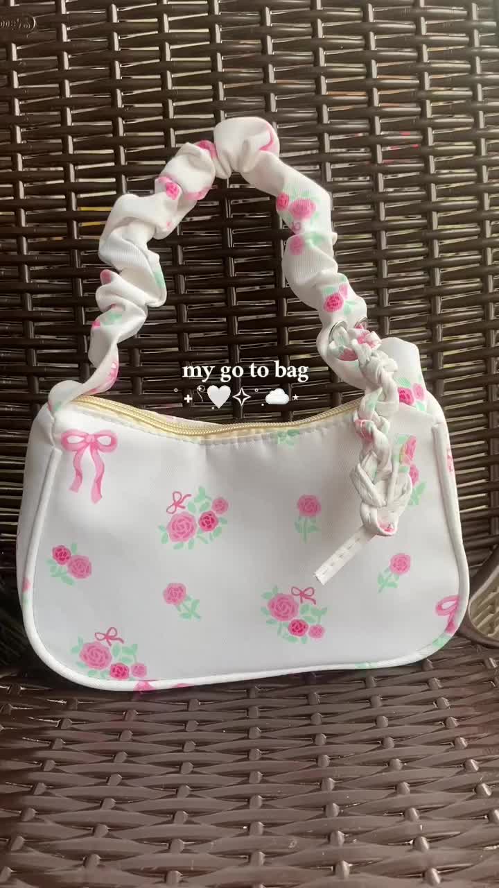 Women's Shoulder Bag Pleated Floral Bag 😩😍 #handbag #shoulderbag #slingbag 
