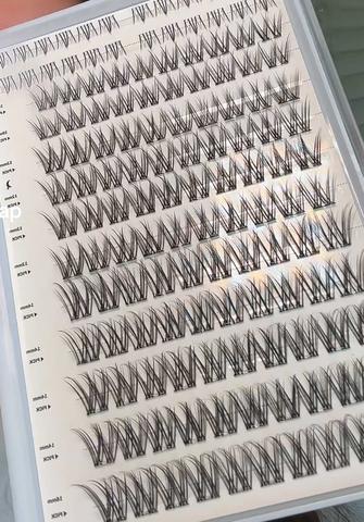 Muselashes in ✨Selene✨ #selfadhesivelashes #diylashes #athomelashes #lashes #lashestutorial 