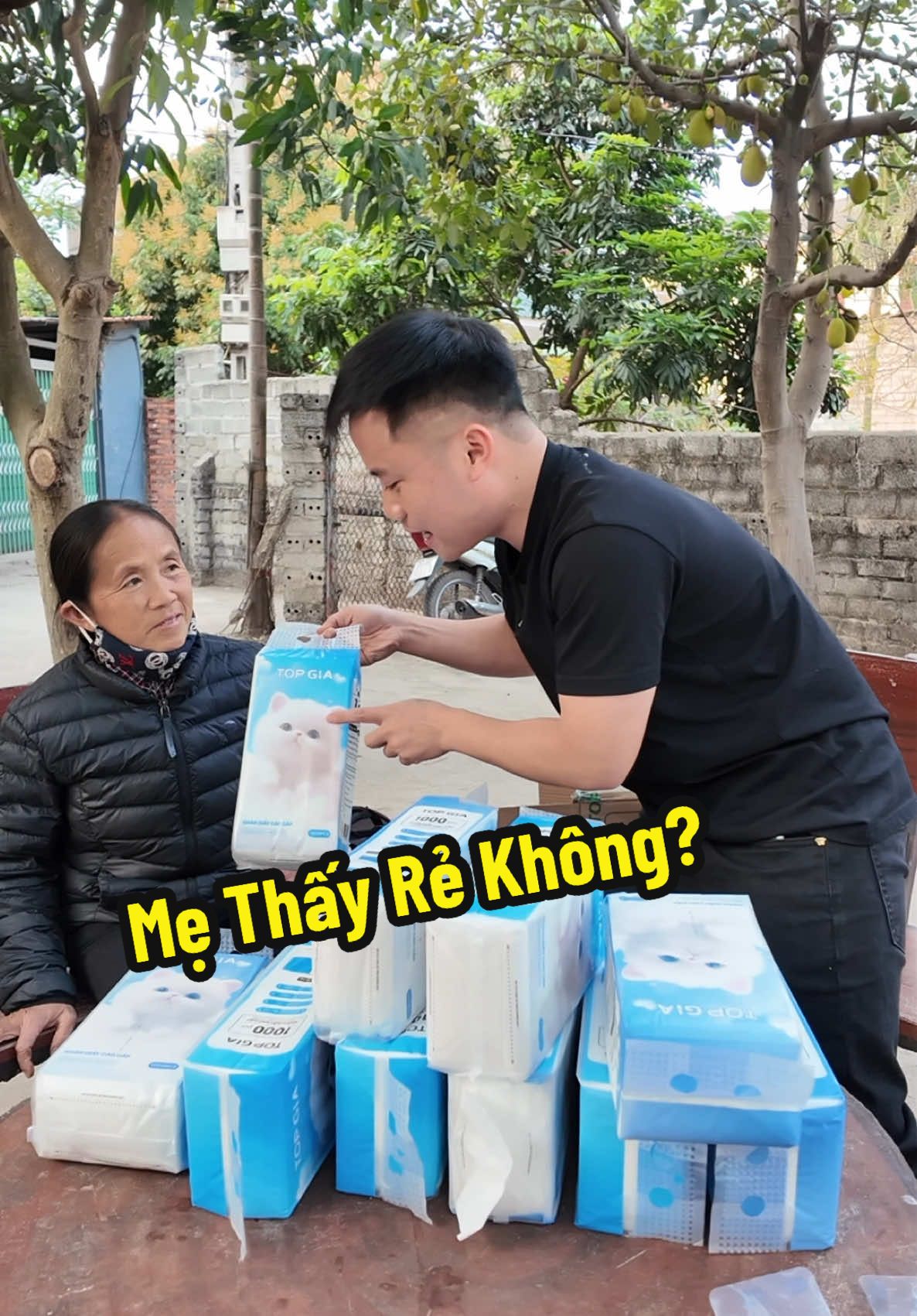 Ai Mua Combo Này Của TopGia Thì Huỷ Ngay Đi Nhé#hautroll #hungvlog #batanvlog #topgia 