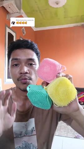 Membalas @nratu.ita Spons sikat mandi silikon #sikatbadan #sikatmandi #sikatmandisilikon #cuantanpabatas #wibgajian 